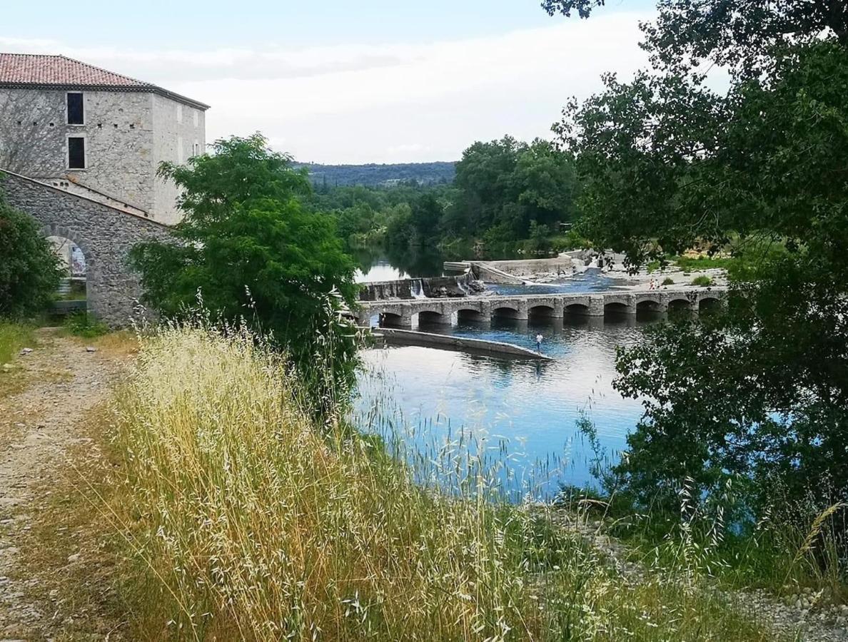 Hebergements Des Posas Sampzon Exterior photo