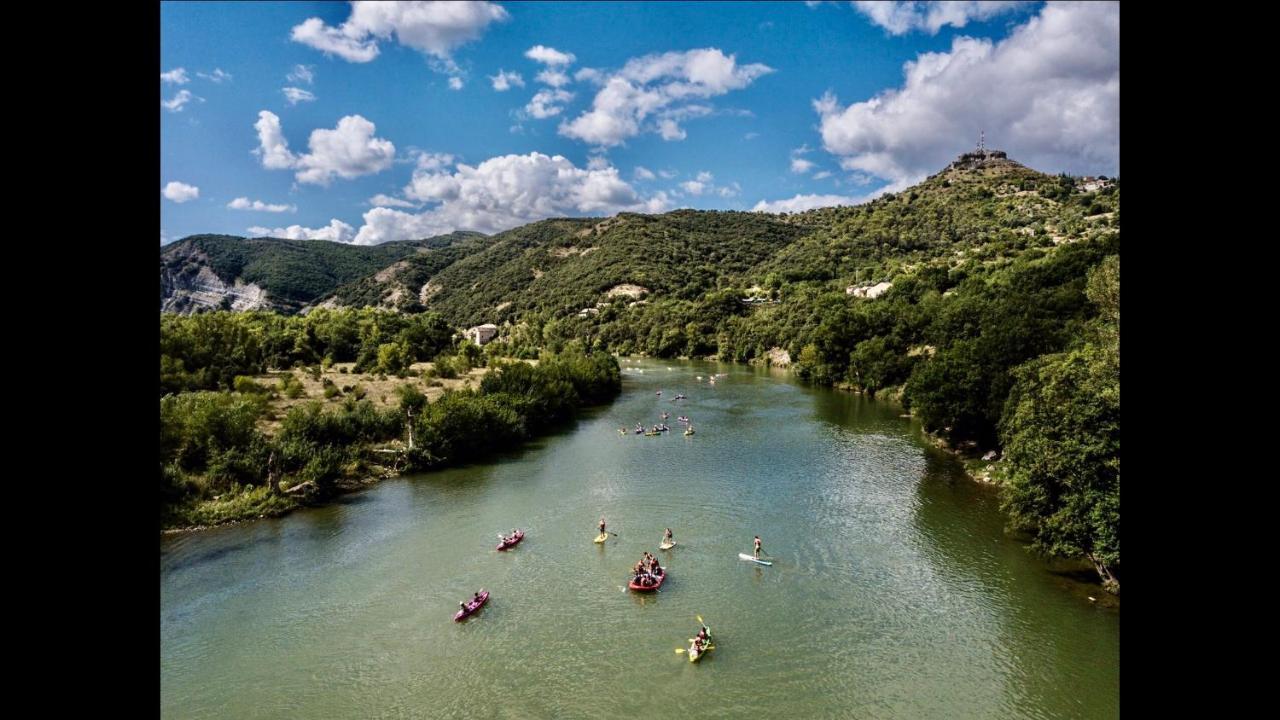 Hebergements Des Posas Sampzon Exterior photo